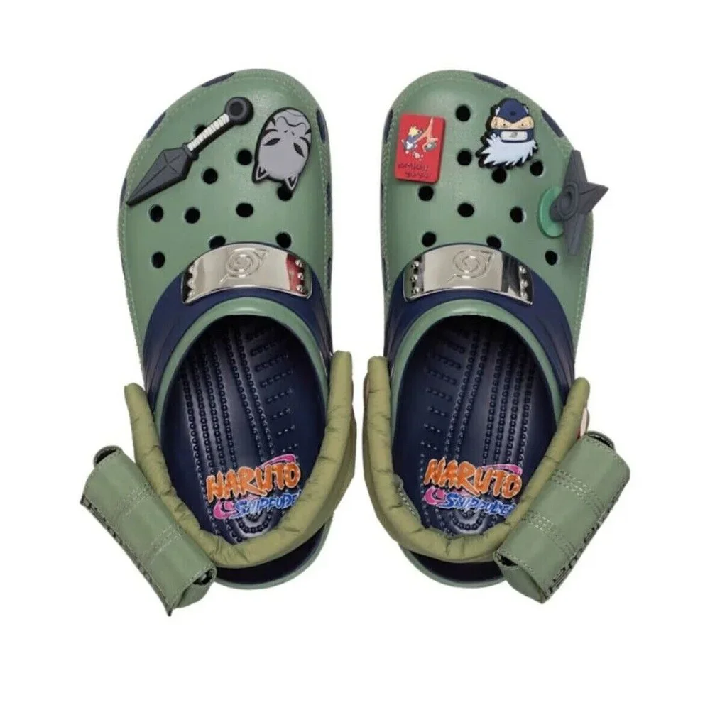 EXCLUSIVE Crocs x Naruto Shippuden Kakashi Classic Clogs - Picture 3 of 5